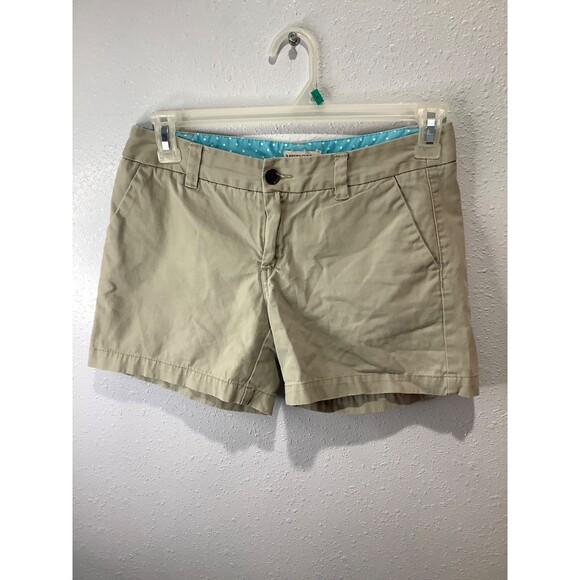 Womens Merona Shorts. Size 4. Khaki/Beige/Tan.  Great Condition. - Picture 3 of 4